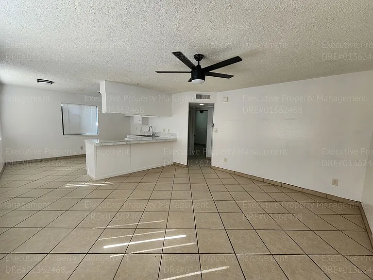 1230 Dolores St — Photo 8