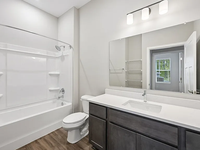 Flats at Sugar Run — Photo 16