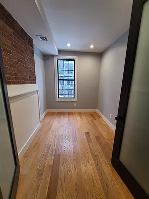 Rented by CW Realty Property Management LLC | media 22