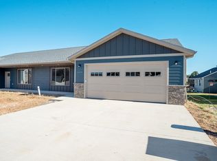 2214 Quartzite Dr, Sturgis, SD 57785