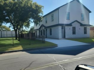 2710 E Vickery Blvd #102, Fort Worth, TX 76105