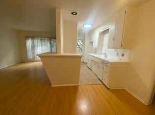 10TH, Santa Monica, CA 90401