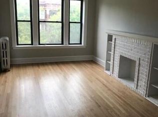 1519 W Carmen Ave #1, Chicago, IL 60640