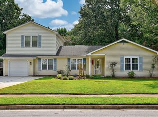 517 Shakespeare Dr, Virginia Beach, VA 23452