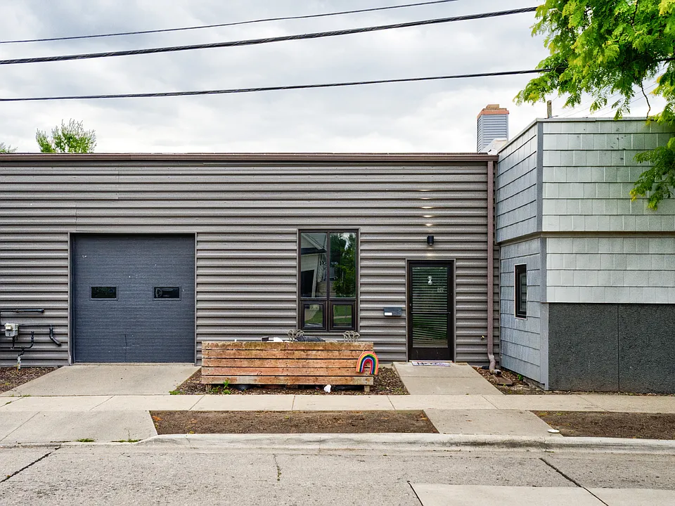 1300 Batavia Ave #2