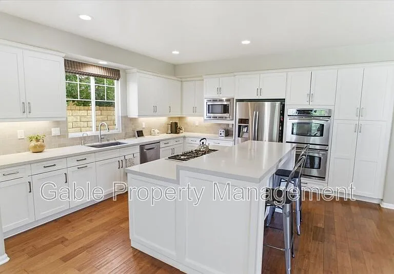 26882 Greenleaf Ct — Photo 7