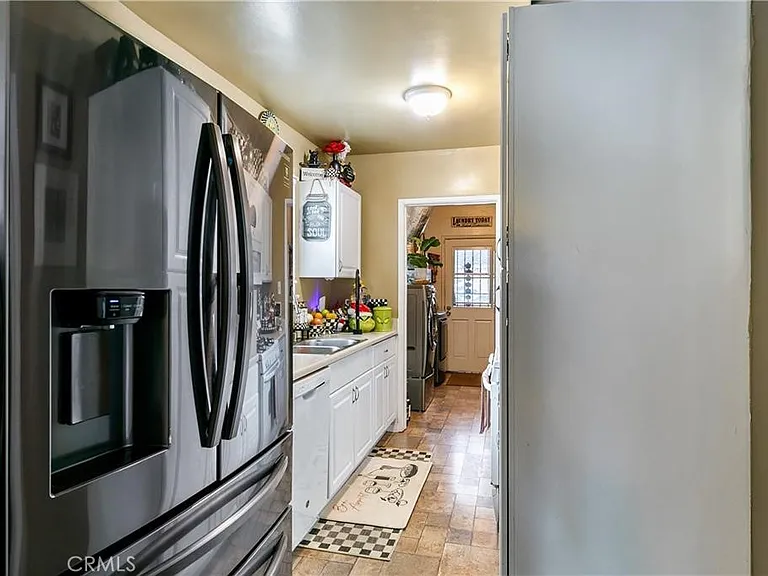3907 Edgehill Dr — Photo 18