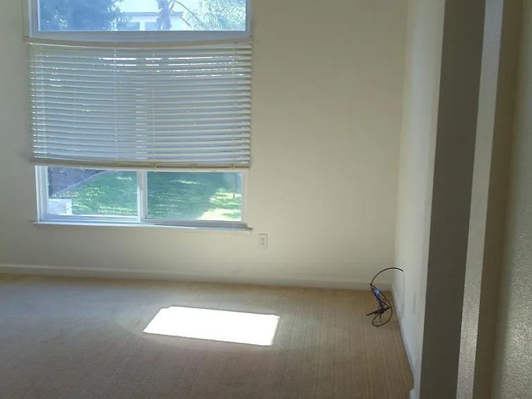 131 Legacy St — Photo 16