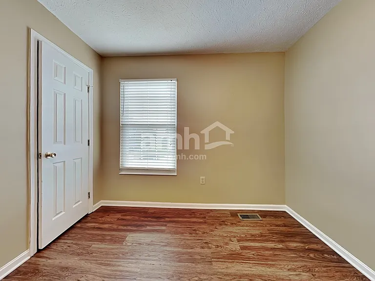 1415 E Kearney Ln — Photo 13