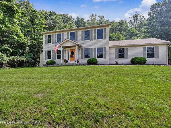 49 Eastwoods Rd, Tunkhannock, PA 18657