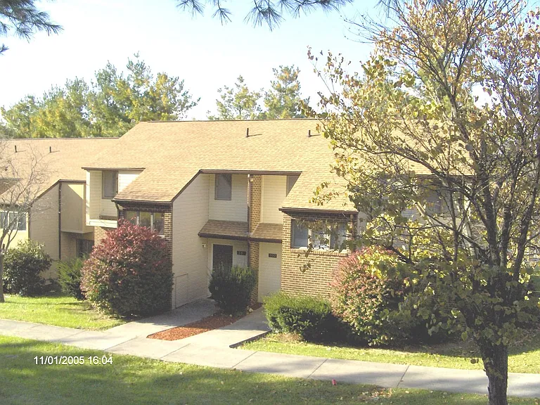 314 Shenandoah Cir — Photo 1