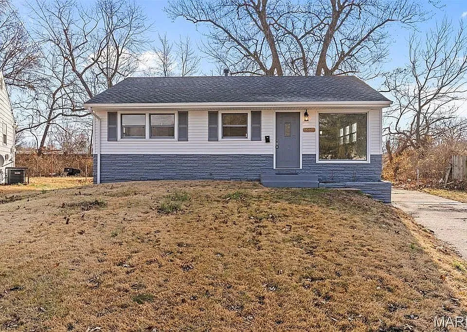10500 Prestwick Dr