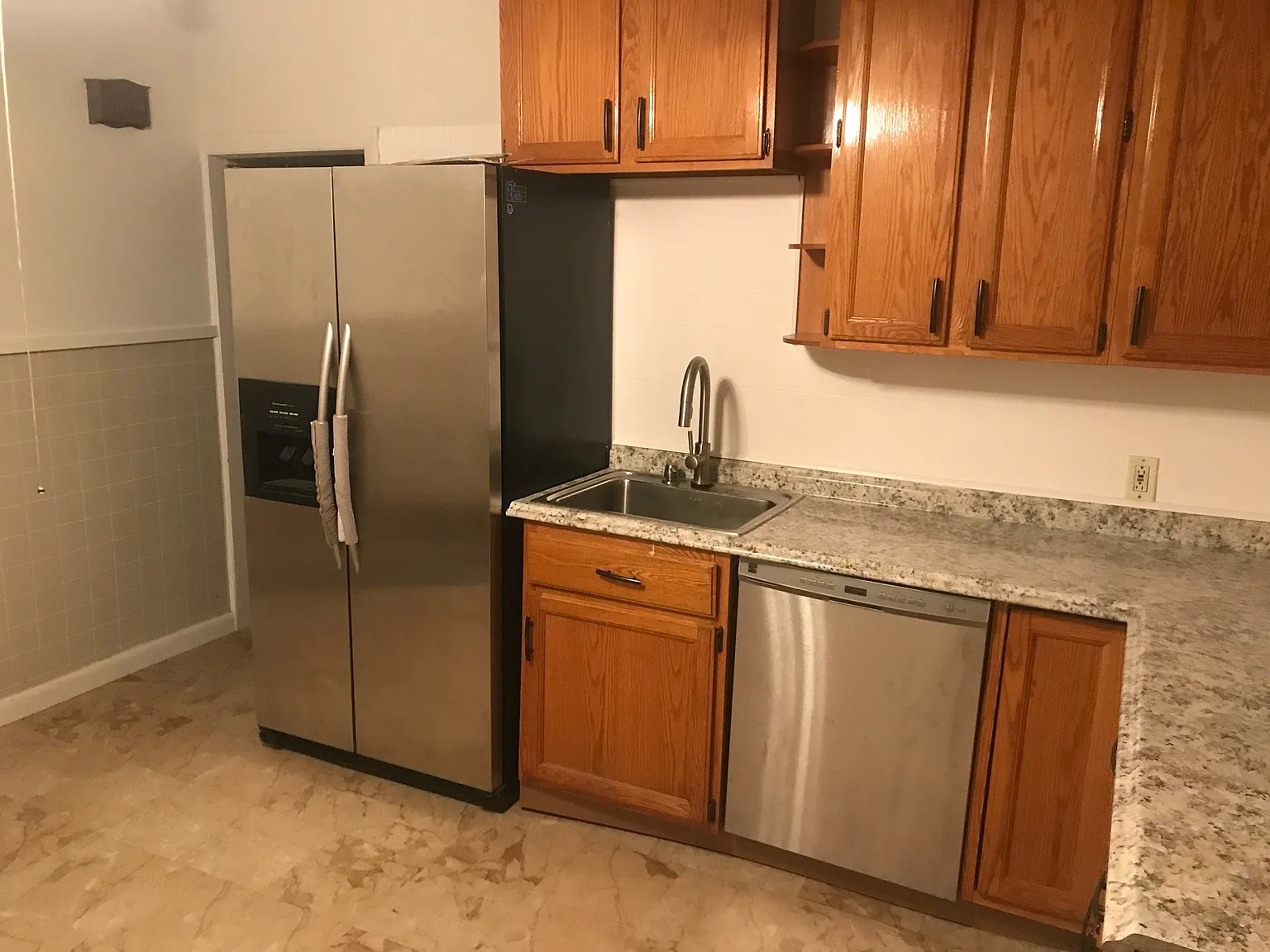 4 Maple Avenue - 1 — Photo 1