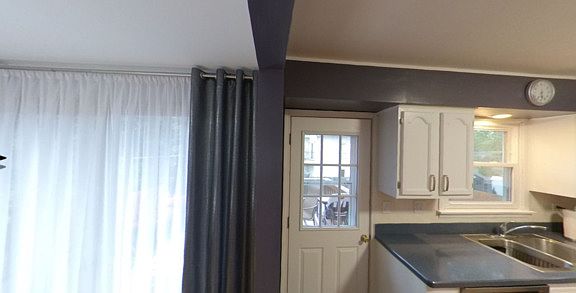 5th image of 8806 W 92nd Pl