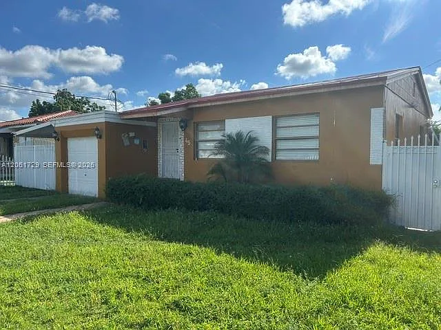 45 NW 30th Ave