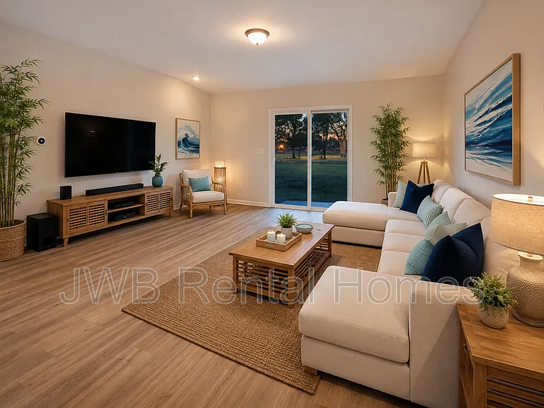 7104 Matthew St — Photo 7