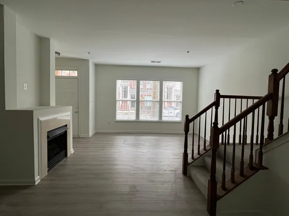 627 Main St Unit A, Gaithersburg, MD 20878