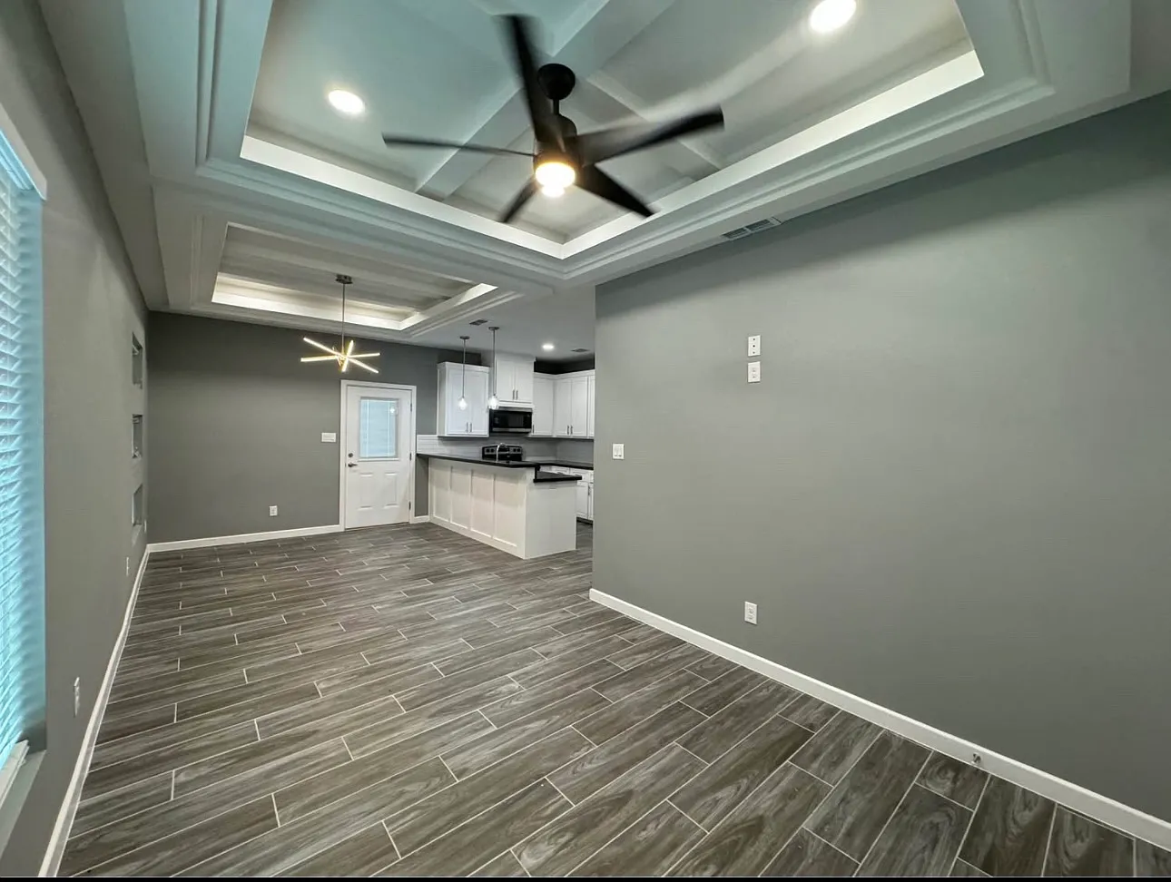 3 bed, 1100 sqft, $1,375 — Photo 4