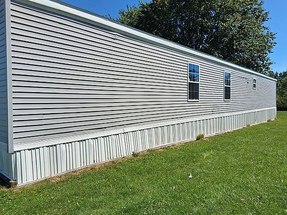 3rd image of 4250 State Route 307 Rd E #82