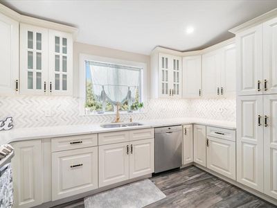 6 Mitchell Avenue, Yonkers, NY, 10701