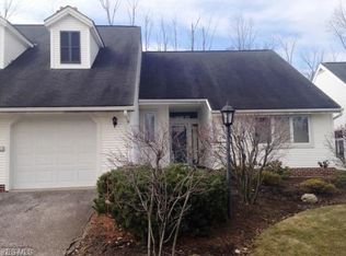 5770B Emerald Ridge Pkwy, Solon, OH 44139