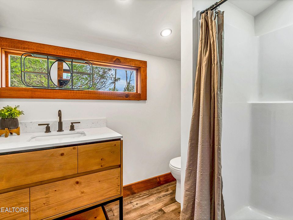 29th image of 133 Westwing Cave Rd