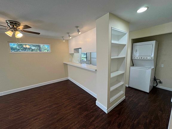 4th image of 920 Klaskanine Ave