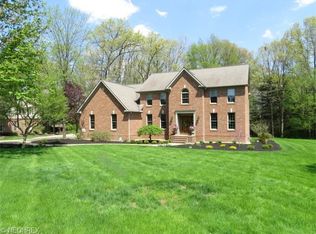 2130 Pearce Cir, Salem, OH 44460