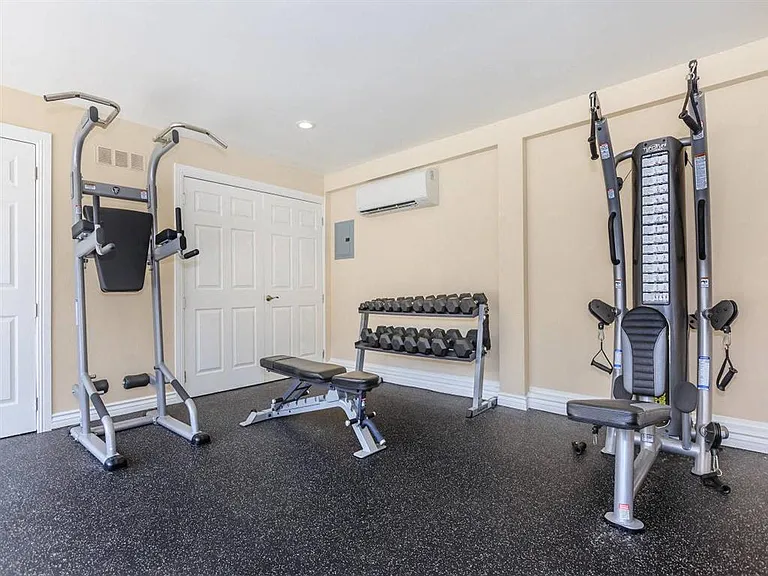 San Jacinto RC Apartments — Photo 18