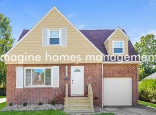 15001 Orchard Park Ave, Cleveland, OH 44111