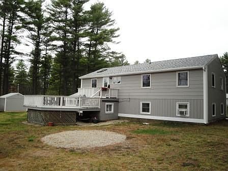 3rd image of 8 Maloney St