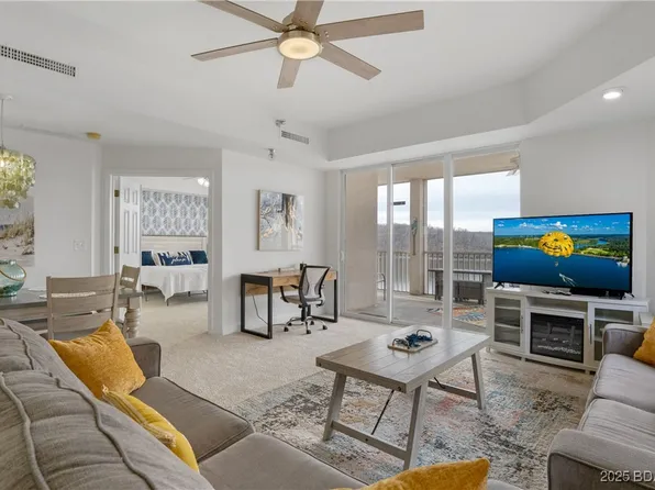 4800 Eagleview Dr #3112, Osage Beach, MO 65065