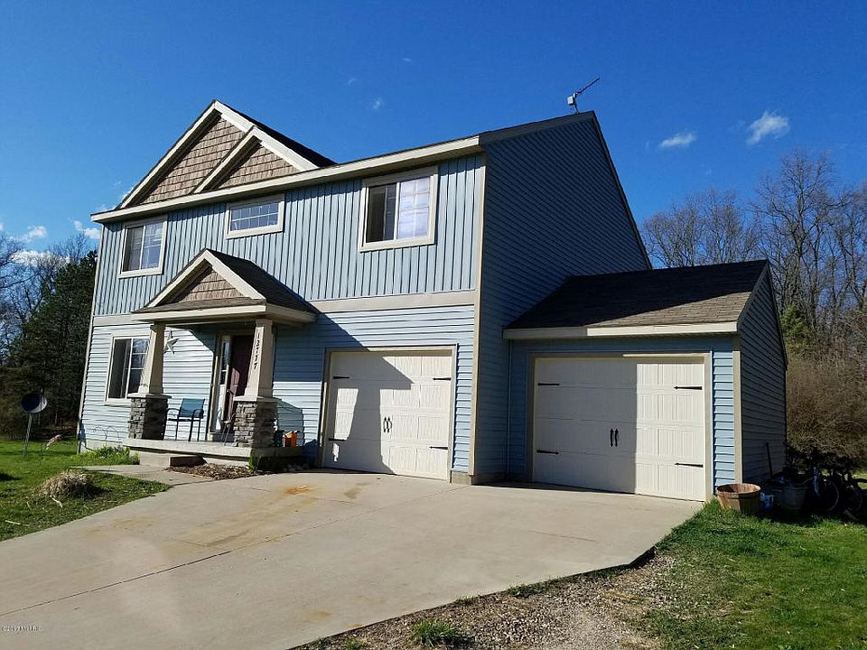1st image of 12777 Triple Oak Dr NE
