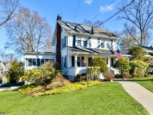 41 Iona Pl, Glen Rock Boro, NJ 07452