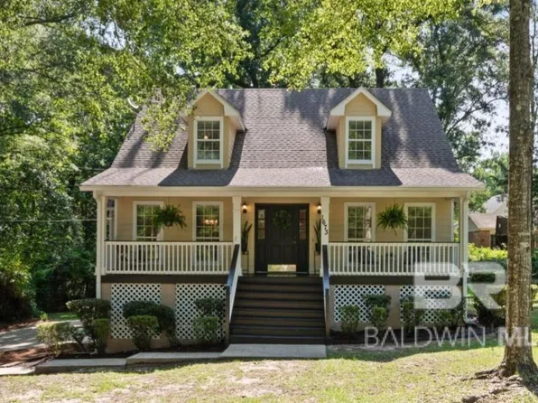 1673 Aden Rd, Mobile, AL 36695