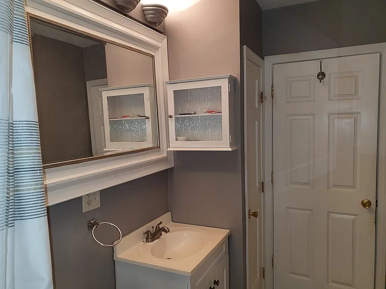 135 Cedar St #1 — Photo 5
