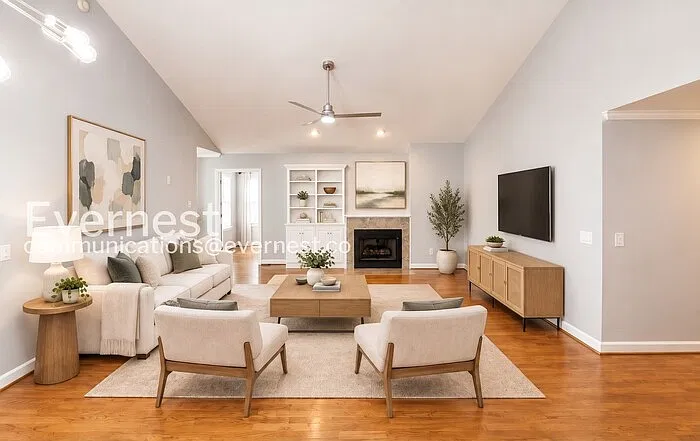 6 bed, 3.0 bath, 3900 sqft, $3,095 — Photo 2