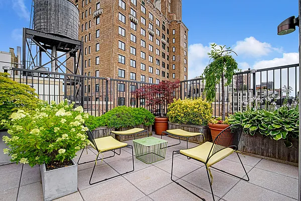 Rented by Compass | media 2