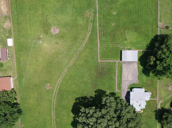 702 Fairdale Rd, Fairdale, KY 40118