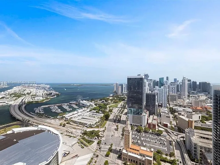 888 Biscayne Blvd #2502 — Photo 15