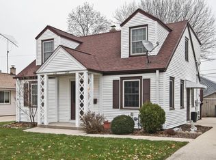 2566 S 70th St, Milwaukee, WI 53219