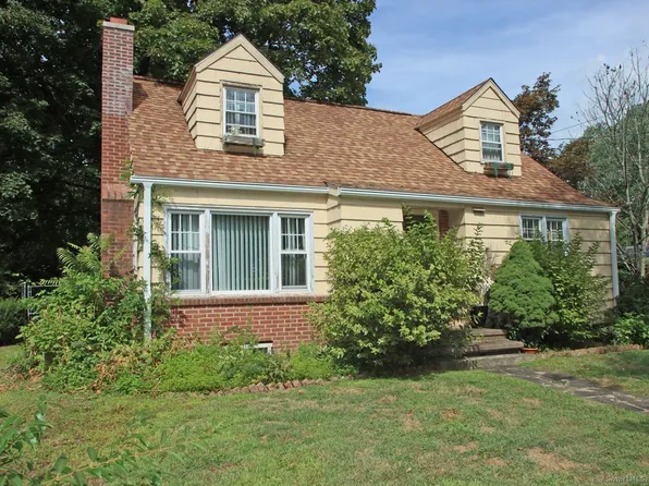 520 Hartford Turnpike, Hamden, CT 06517