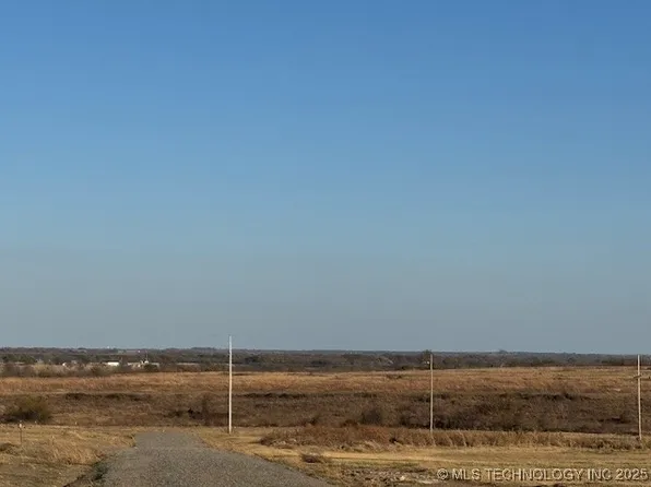 Smiley Rd, Madill, OK 73446