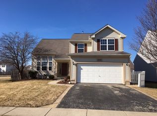 2901 Hillsboro Ln, Lake In The Hills, IL 60156