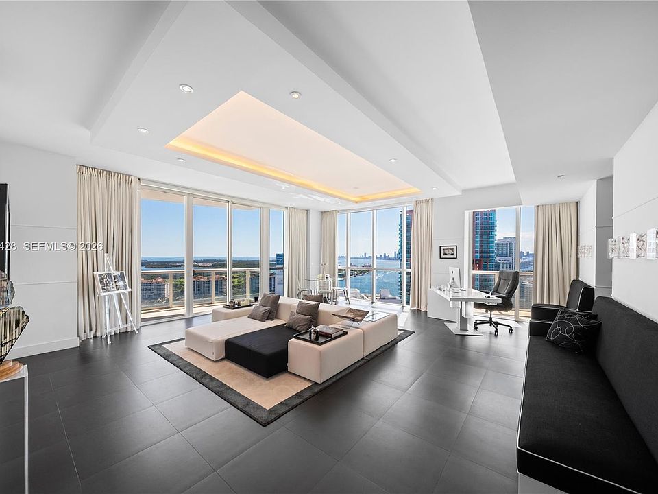 1st image of 50 S Pointe Dr APT 3103