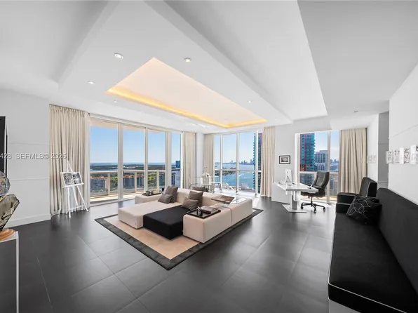 50 S Pointe Dr, Miami Beach, FL