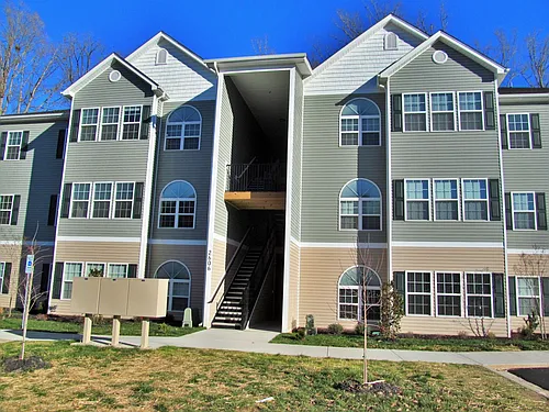 2606 Pennoak Way #F Photo 1