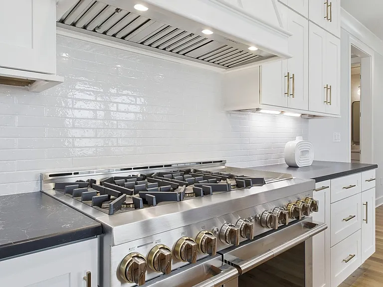 2704 Westwood Ave — Photo 14