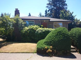 3123 SW Kenyon St, Seattle, WA 98126