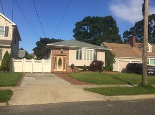 2531 Foxdale Ave, Oceanside, NY 11572